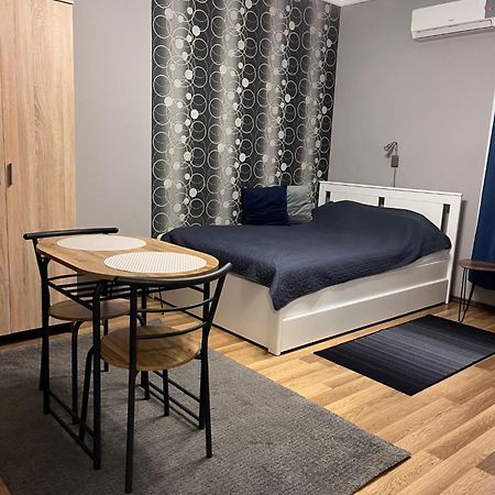 Gaby Apartman Tiszaújváros Buitenkant foto